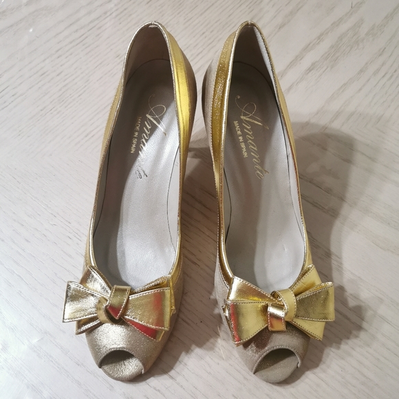 Amante Open Toe Pumps - Picture 3 of 16